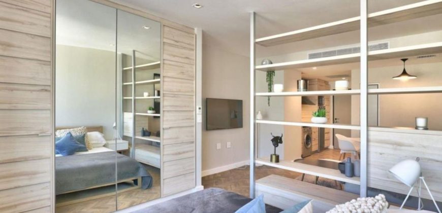 Bachelor Apartment for sale in Cape Town City Centre