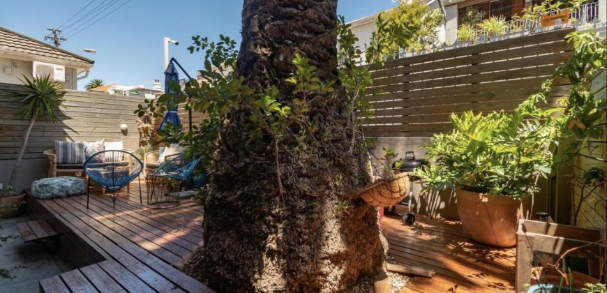 1 Bedroom Apartment for Sale in Green Point