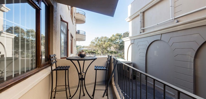 1 Bedroom Apartment for Sale in Green Point