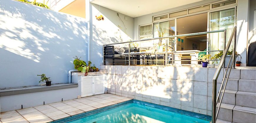 3 Bedroom Townhouse for Sale in Camps Bay