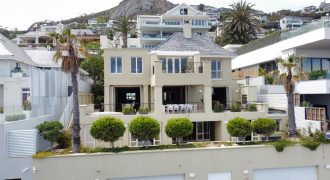5 Bedroom House for Sale in Bantry Bay